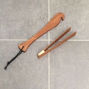 Wooden oven rack push/pull tool and tongs.